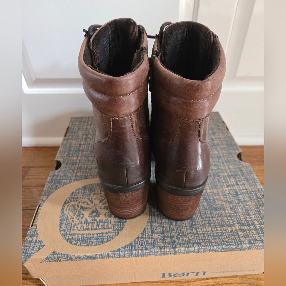 NWT Born Descent Boots - Picture 2 of 6